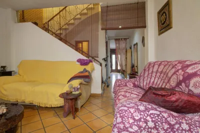 CASA EN EL CORAZON DE ALMENARARA 13