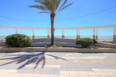 VIVE TODO EL AÑO EN UNA BONITA URBANIZACIÓN DE LA PLAYA DE MONCOFA 53