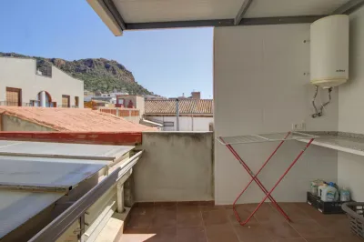 PRECIOSA CASA INDEPENDIENTE 28