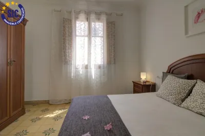 MAGNÍFICA CASA ESQUINERA EN ALMENARA PUEBLO 10