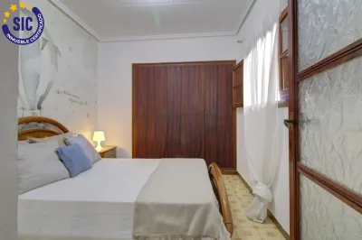 MAGNÍFICA CASA ESQUINERA EN ALMENARA PUEBLO 18