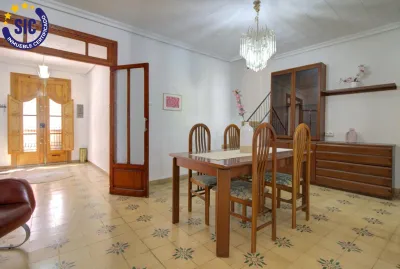 MAGNÍFICA CASA ESQUINERA EN ALMENARA PUEBLO 22