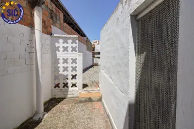 PLANTA BAJA ESQUINERA EN LA ZONA ALTA DE ALMENARA PUEBLO 31