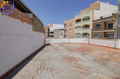 PLANTA BAJA ESQUINERA EN LA ZONA ALTA DE ALMENARA PUEBLO 32