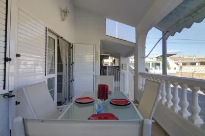 MAGNÍFICO ADOSADO EN PLAYA DE ALMENARA 3