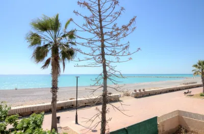 MAGNÍFICO ADOSADO EN PLAYA DE ALMENARA 84