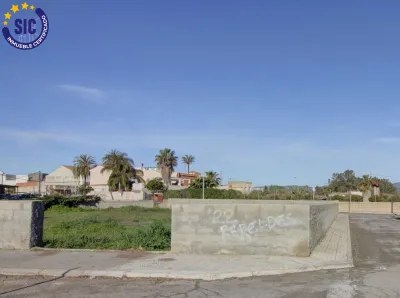 AMPLIO SOLAR URBANO EN PLAYA DE ALMENARA CASCO ANTIGUO 4