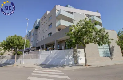 LUMINOSO ÁTICO EN URBANIZACIÓN CON PISCINA ALMENARA PUEBLO 50