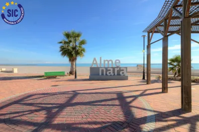 LUMINOSO ÁTICO EN URBANIZACIÓN CON PISCINA ALMENARA PUEBLO 83