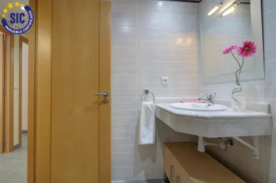 PLAYA, VISTAS, 3 HABITACIONES, 2 BAÑOS GARAJE Y TRASTERO 35