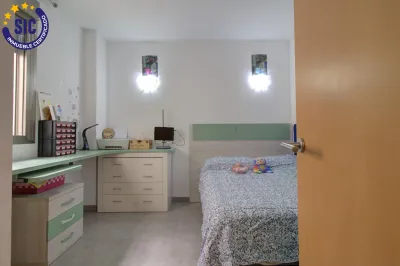MAGNÍFICO PISO EN URBANIZACIÓN DE ALMENARA 11