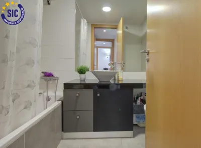 MAGNÍFICO PISO EN URBANIZACIÓN DE ALMENARA 27