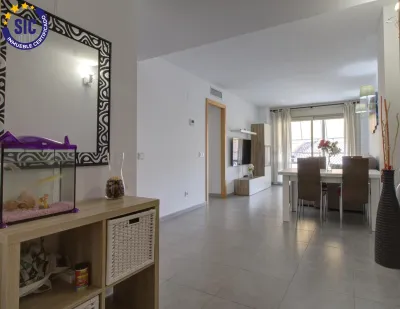 MAGNÍFICO PISO EN URBANIZACIÓN DE ALMENARA 2