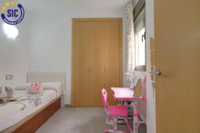 MAGNÍFICO PISO EN URBANIZACIÓN DE ALMENARA 8