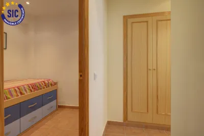 ENCANTADORA CASA EN LA BONITA POBLACIÓN DE NAVAJAS 20