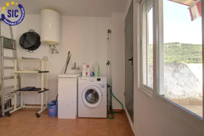 ENCANTADORA CASA EN LA BONITA POBLACIÓN DE NAVAJAS 29