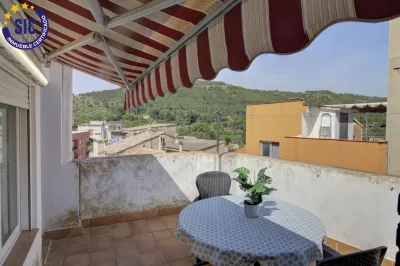 ENCANTADORA CASA EN LA BONITA POBLACIÓN DE NAVAJAS 35
