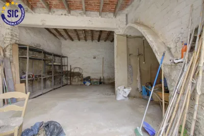 AMPLIA CASA DE PUEBLO EN LA LLOSA 37