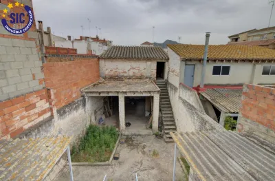 AMPLIA CASA DE PUEBLO EN LA LLOSA 55