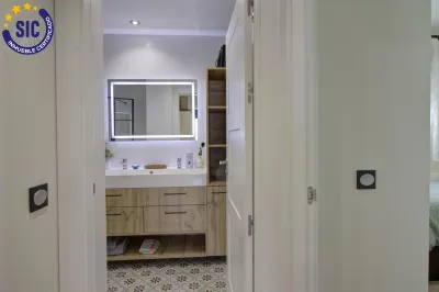 PRECIOSO PISO EN FAURA EN URBANIZACIÓN CON PISCINA 23