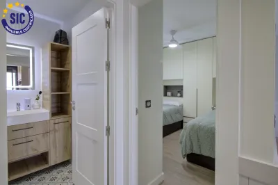 PRECIOSO PISO EN FAURA EN URBANIZACIÓN CON PISCINA 8