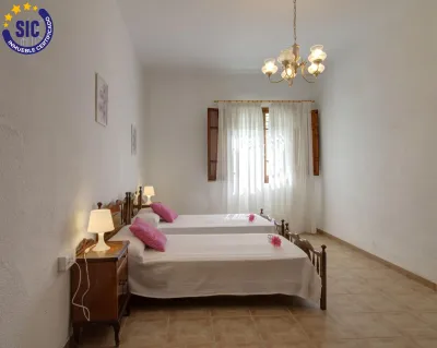Planta Baja con patio y trastero en Almenara 20