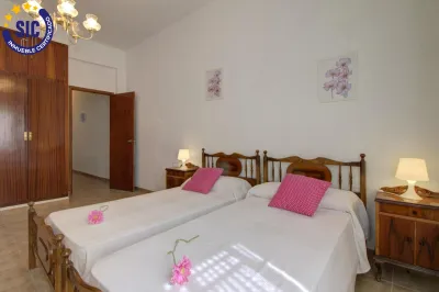 Planta Baja con patio y trastero en Almenara 23