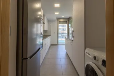 Vive en un residencial con piscina todo el año 10