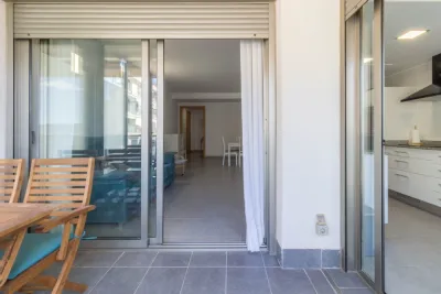 Vive en un residencial con piscina todo el año 15