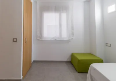 Vive en un residencial con piscina todo el año 24