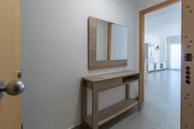 Vive en un residencial con piscina todo el año 1