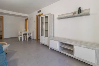 Vive en un residencial con piscina todo el año 6