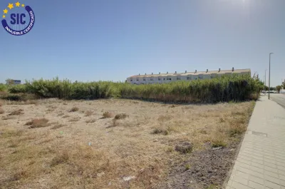 Amplia parcela de terreno urbano en Almenara playa 1