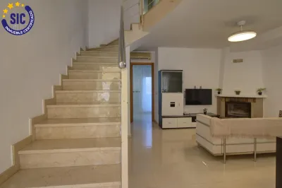 MAGNÍFICO ADOSADO EN URBANIZACIÓN DE PLAYA DE ALMAZORA 9