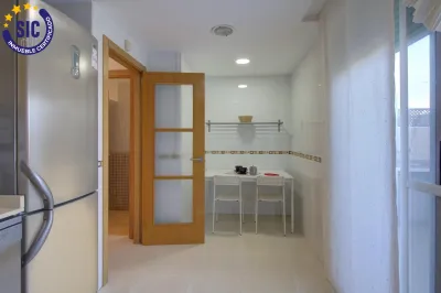 MAGNÍFICO ADOSADO EN URBANIZACIÓN DE PLAYA DE ALMAZORA 21