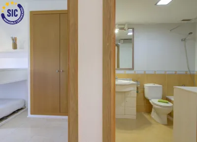 MAGNÍFICO ADOSADO EN URBANIZACIÓN DE PLAYA DE ALMAZORA 31