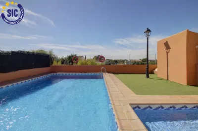 MAGNÍFICO ADOSADO EN URBANIZACIÓN DE PLAYA DE ALMAZORA 65