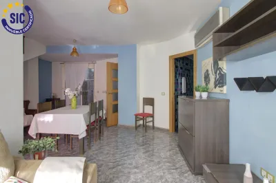 CASA INDEPENDIENTE EN LA TRANQUILA PLAYA DE CASABLANCA 1