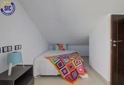 CASA INDEPENDIENTE EN LA TRANQUILA PLAYA DE CASABLANCA 36