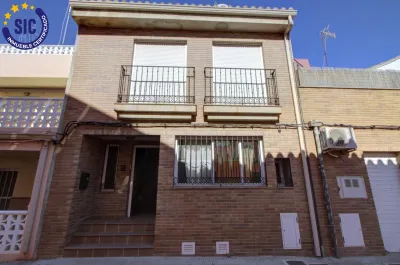 CASA INDEPENDIENTE EN LA TRANQUILA PLAYA DE CASABLANCA 2