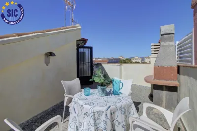 CASA INDEPENDIENTE EN LA TRANQUILA PLAYA DE CASABLANCA 41