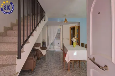 CASA INDEPENDIENTE EN LA TRANQUILA PLAYA DE CASABLANCA 5