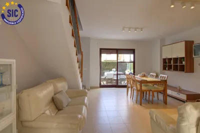 ESTUPENDO ADOSADO EN PLAYA DE CASABLANCA, ALMENARA 16