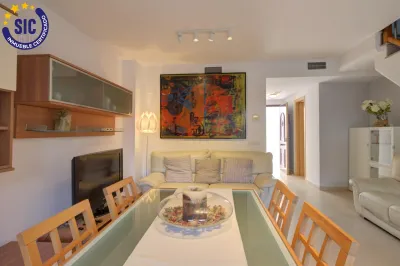 ESTUPENDO ADOSADO EN PLAYA DE CASABLANCA, ALMENARA 18