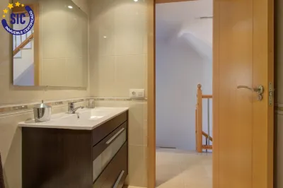 ESTUPENDO ADOSADO EN PLAYA DE CASABLANCA, ALMENARA 33