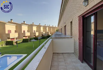 ESTUPENDO ADOSADO EN PLAYA DE CASABLANCA, ALMENARA 37