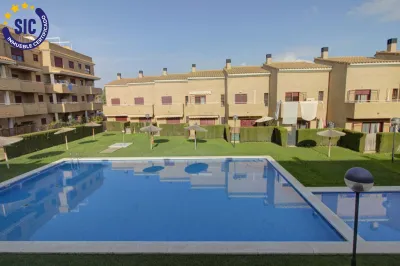 ESTUPENDO ADOSADO EN PLAYA DE CASABLANCA, ALMENARA 39