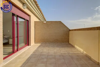 ESTUPENDO ADOSADO EN PLAYA DE CASABLANCA, ALMENARA 48