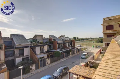 ESTUPENDO ADOSADO EN PLAYA DE CASABLANCA, ALMENARA 50