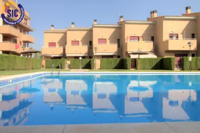 ESTUPENDO ADOSADO EN PLAYA DE CASABLANCA, ALMENARA 55